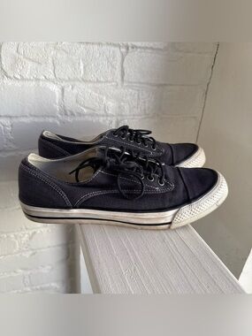Diesel Shoes Size 7.5